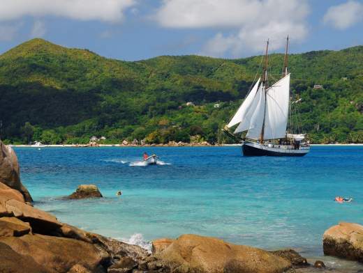 Crucero en cabina saliendo desde Praslin