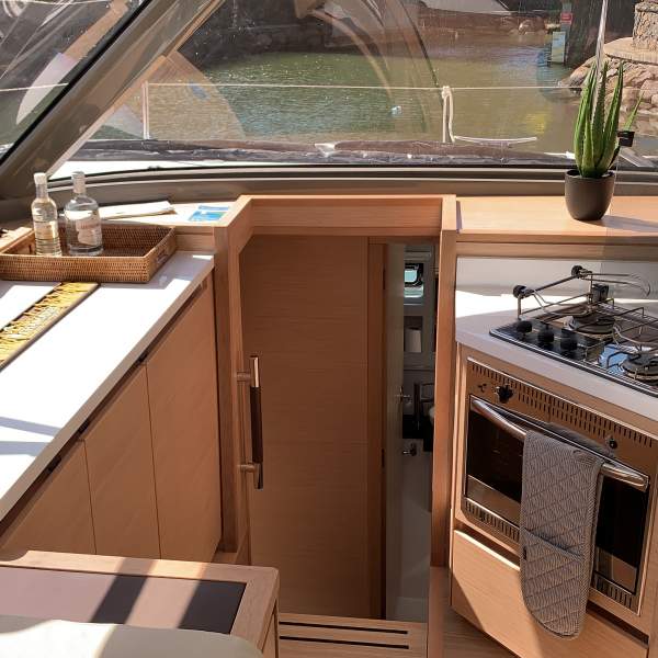 Una cocina perfectamente equipada para preparar deliciosos platos.