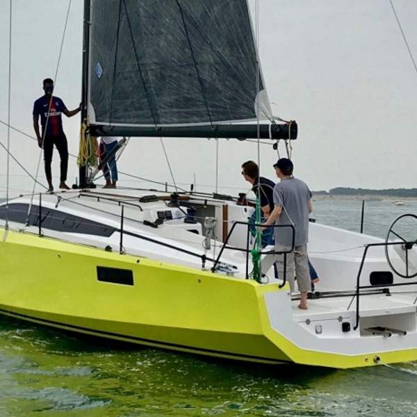 Aprende a maniobrar tu velero