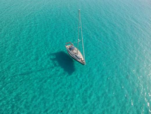 De Cerdeña a Córcega en velero