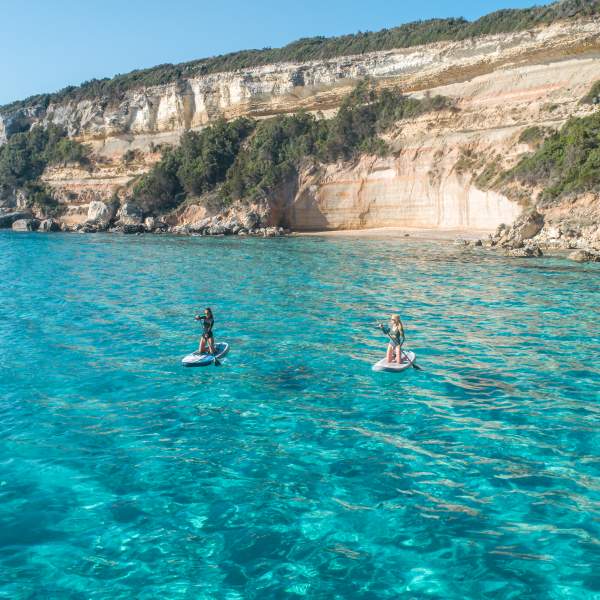 Explora la Costa Smeralda en una tabla de remo