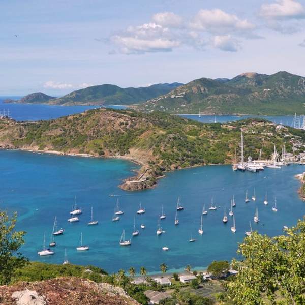 Puerto de Antigua, salida y llegada de la RORC Caribbean 600