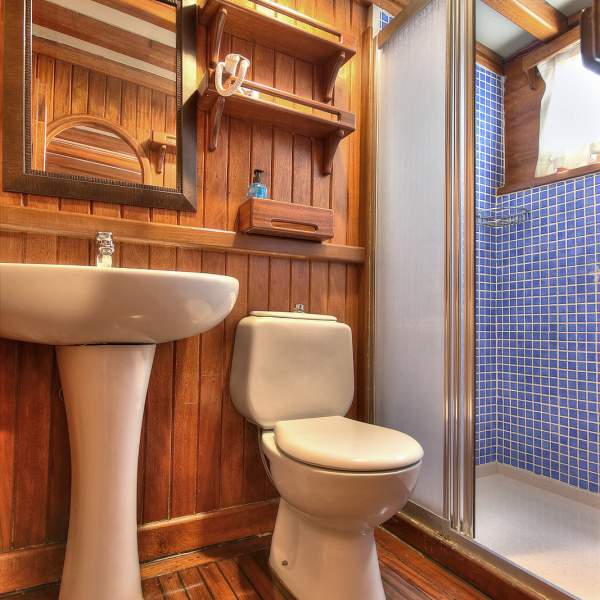 Baño privado en todas las cabinas