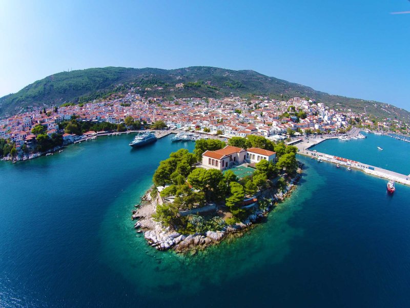 Día 1 : Skiathos